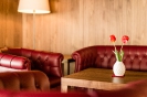 Hassl-Wine-Bar mit Lounge und Kaminecke_3