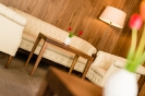 Hassl-Wine-Bar mit Lounge und Kaminecke_8